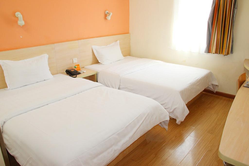 7Days Inn Chongqing Shapingba Pedestrian Street Exterior foto